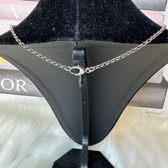Authentic Gucci GG Marmont Key Pendant Necklace - Picture 5 of 13